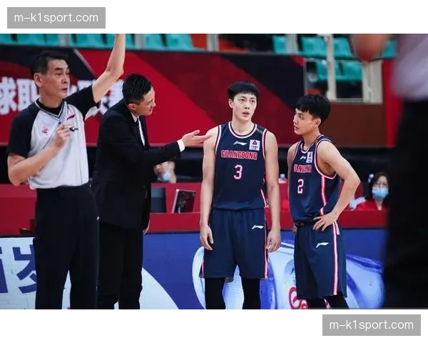 广州队新星崔永熙启程赴美,计划进行为期六周的专项攻防技术特训 广州队新星崔永熙启程赴美,计划进行为期六周的专项攻防技术特训